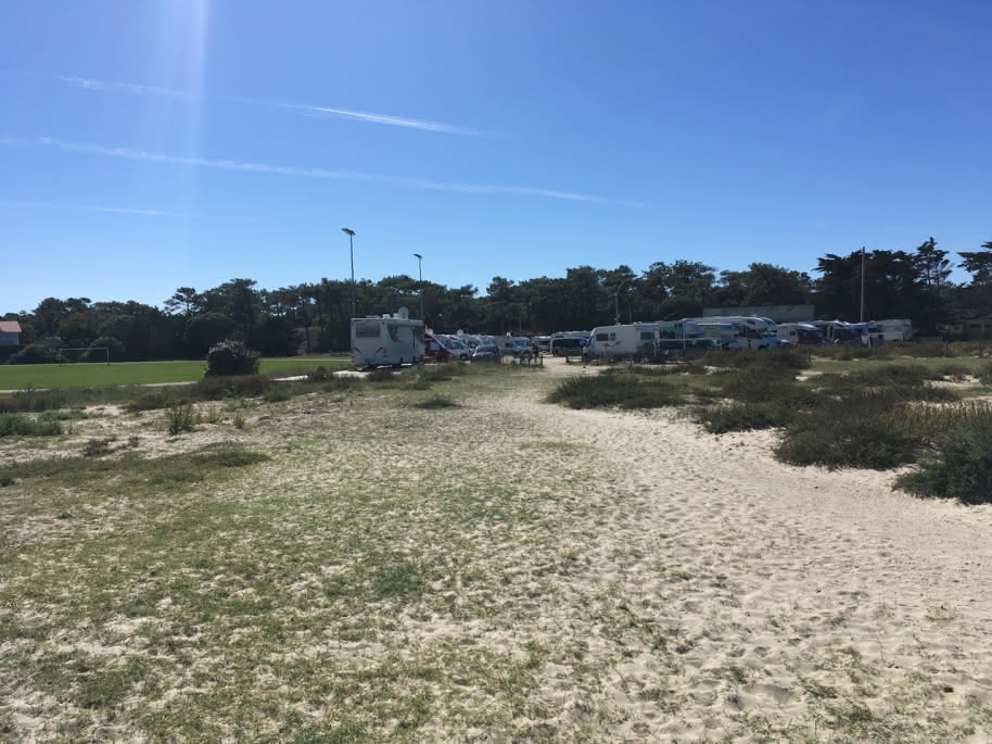 Aire de stationnement et de services pour camping-car à Soulac-sur-Mer