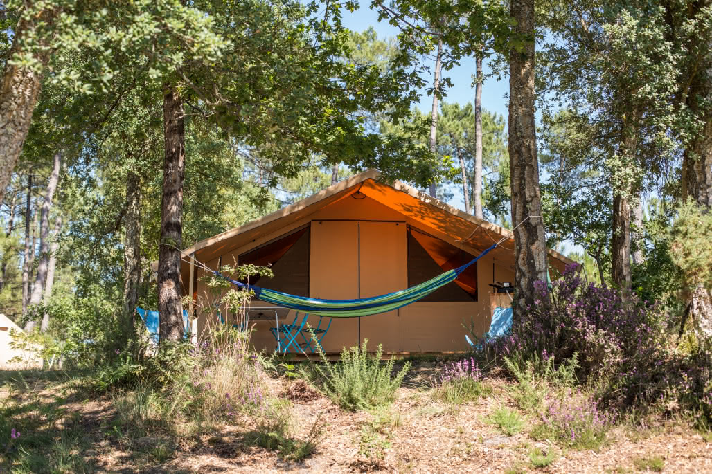 Camping Huttopia – Lac de Carcans