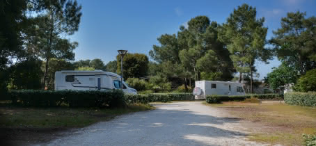 Aire de Camping Car le Huga (9) - Lacanau