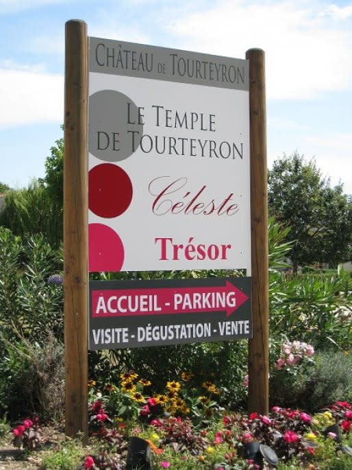 Château Le Temple de Tourteyron vignoble médoc